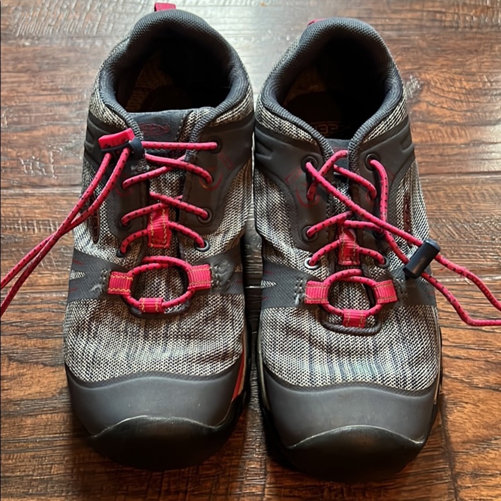 Girls Waterproof Keen Shoes
